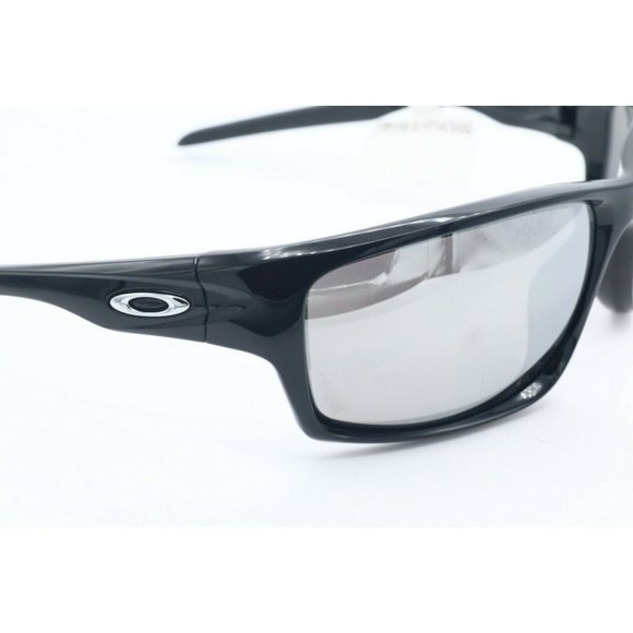 Oakley CANTEEN OO9225-08 Black Sunglasses Gray Polarized Lenses 60mm - Picture 3 of 5
